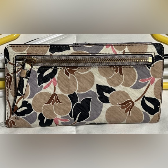 SOLD - Picture 2 of 4